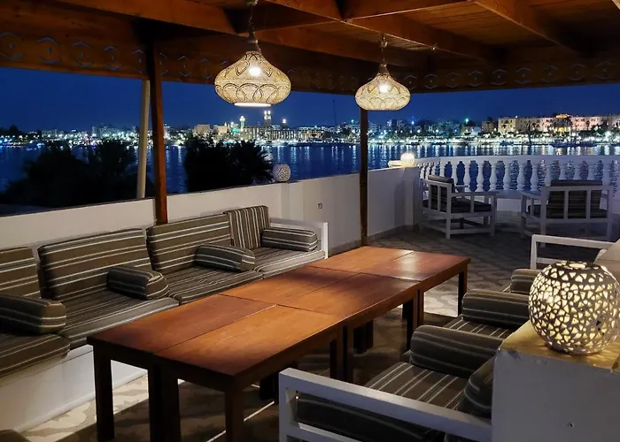 In Luxor Nile Apartments